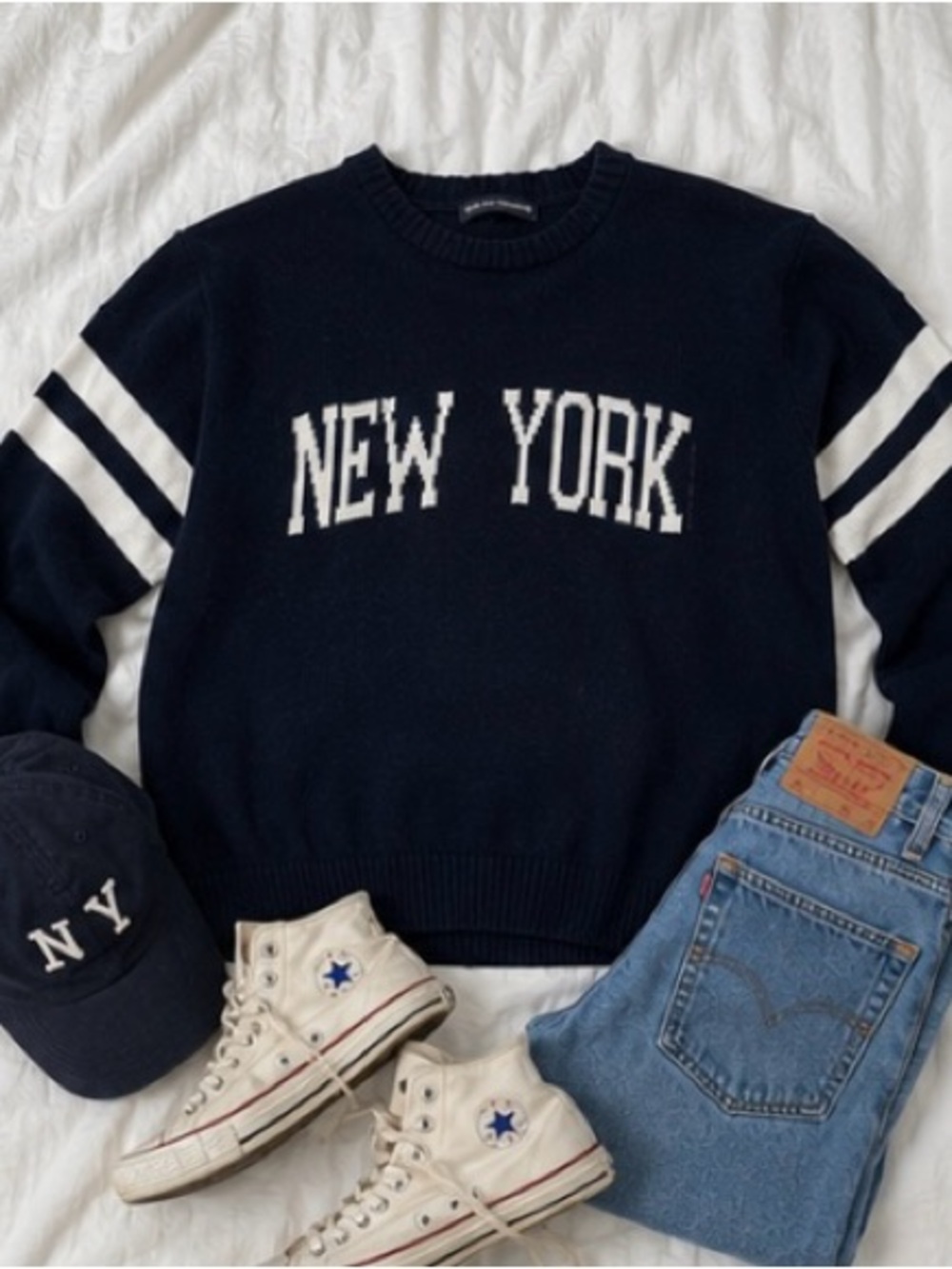 Grandy Melville New York Navy Sweater One Size Fast Fashion Knit Pullover